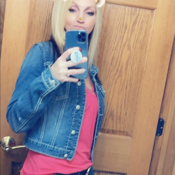 Meet your Posher, Jerri - Picture 2 of 2